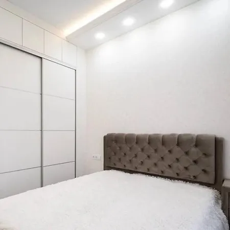 Relax Flat